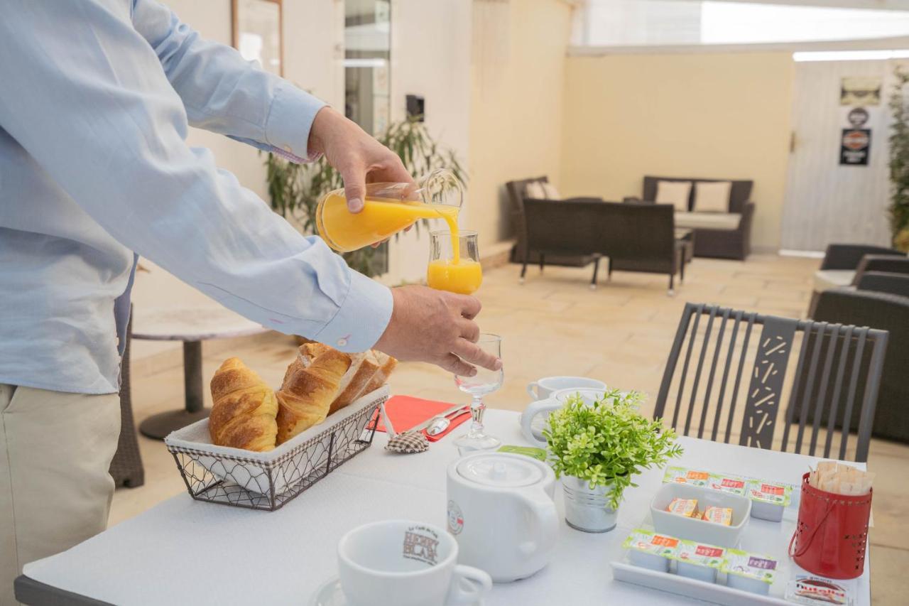 Hotel Le Mediterranee Hyères Eksteriør bilde